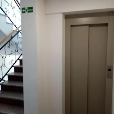 Pcelica L15 Milmari Lejlighed *